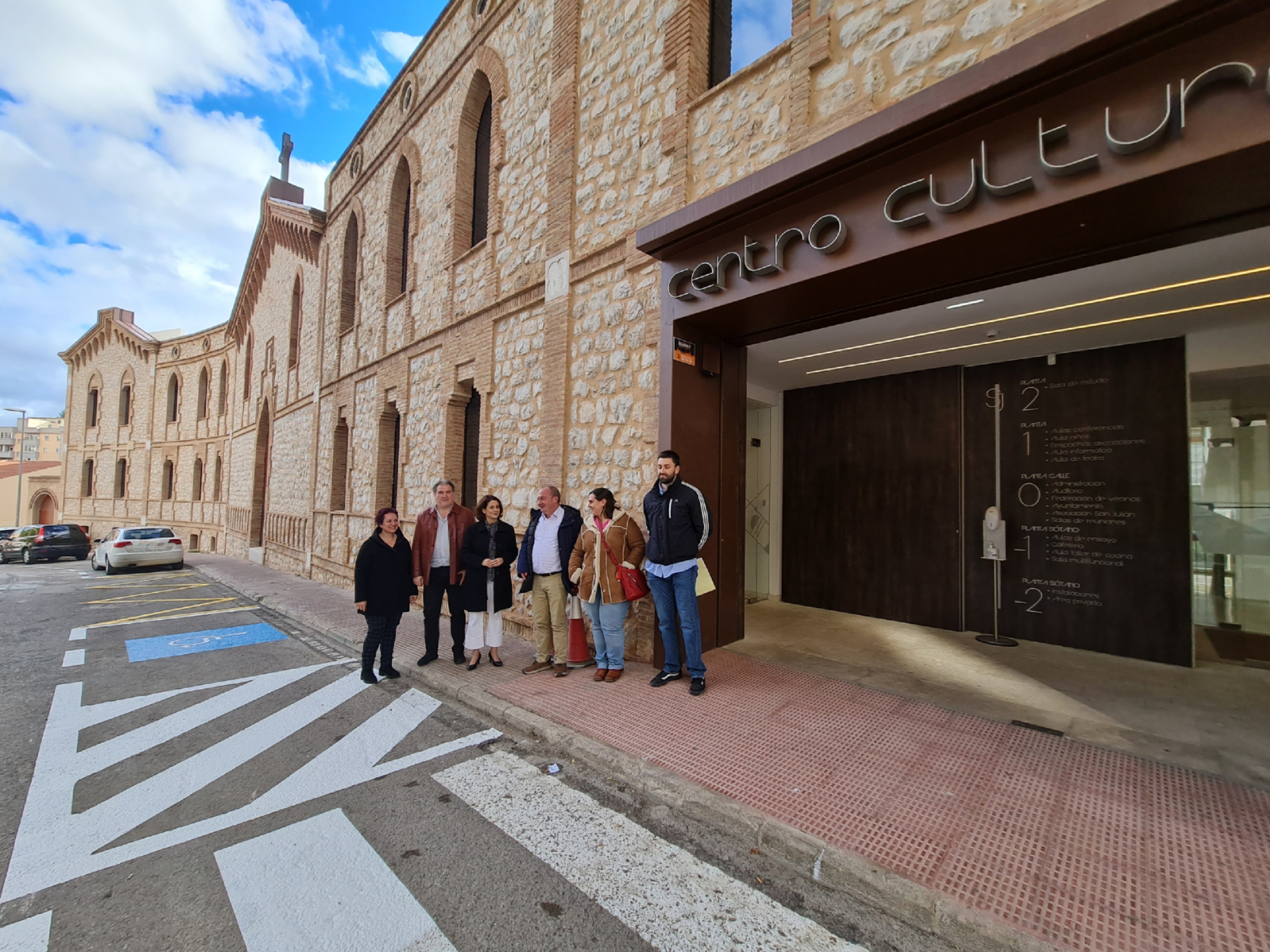 Una gran acera conectará San Julián y el centro Una gran acera conectará San Julián y el centro