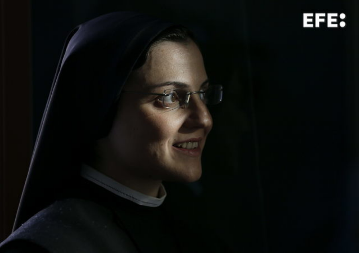 La monja que ganó 'La Voz' en Italia, colgó los hábitos y ahora vive en España La monja que ganó 'La Voz' en Italia, colgó los hábitos y ahora vive en España