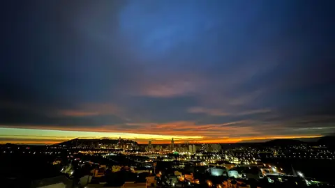 marina baixa amanecer nuboso benidorm marina baixa amanecer nuboso benidorm
