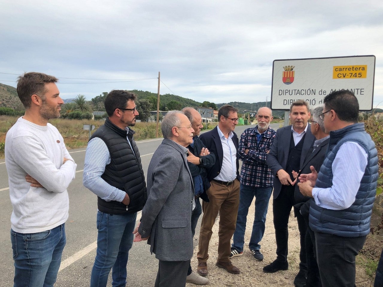 La Diputación de Alicante invierte 388.000 euros para un carril ciclo-peatonal en la CV-745 entre Xaló y Llíber La Diputación de Alicante invierte 388.000 euros para un carril ciclo-peatonal en la CV-745 entre Xaló y Llíber