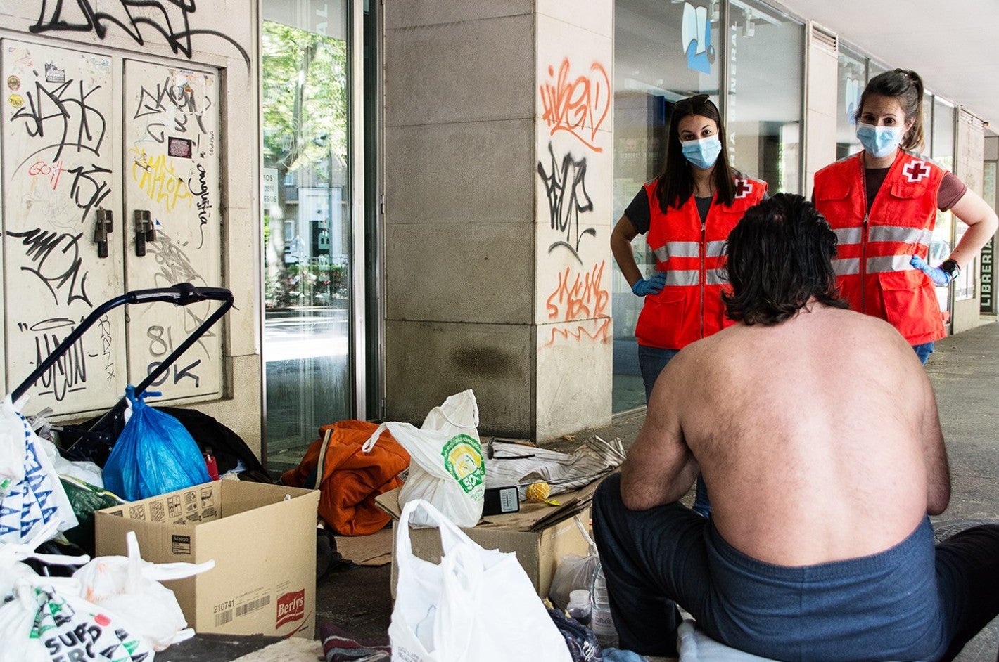 El micrófono de Onda Cero Marbella visita el Centro de Inclusión de Cruz Roja en el 'Día Europeo de las Personas Sin Hogar' El micrófono de Onda Cero Marbella visita el Centro de Inclusión de Cruz Roja en el 'Día Europeo de las Personas Sin Hogar'