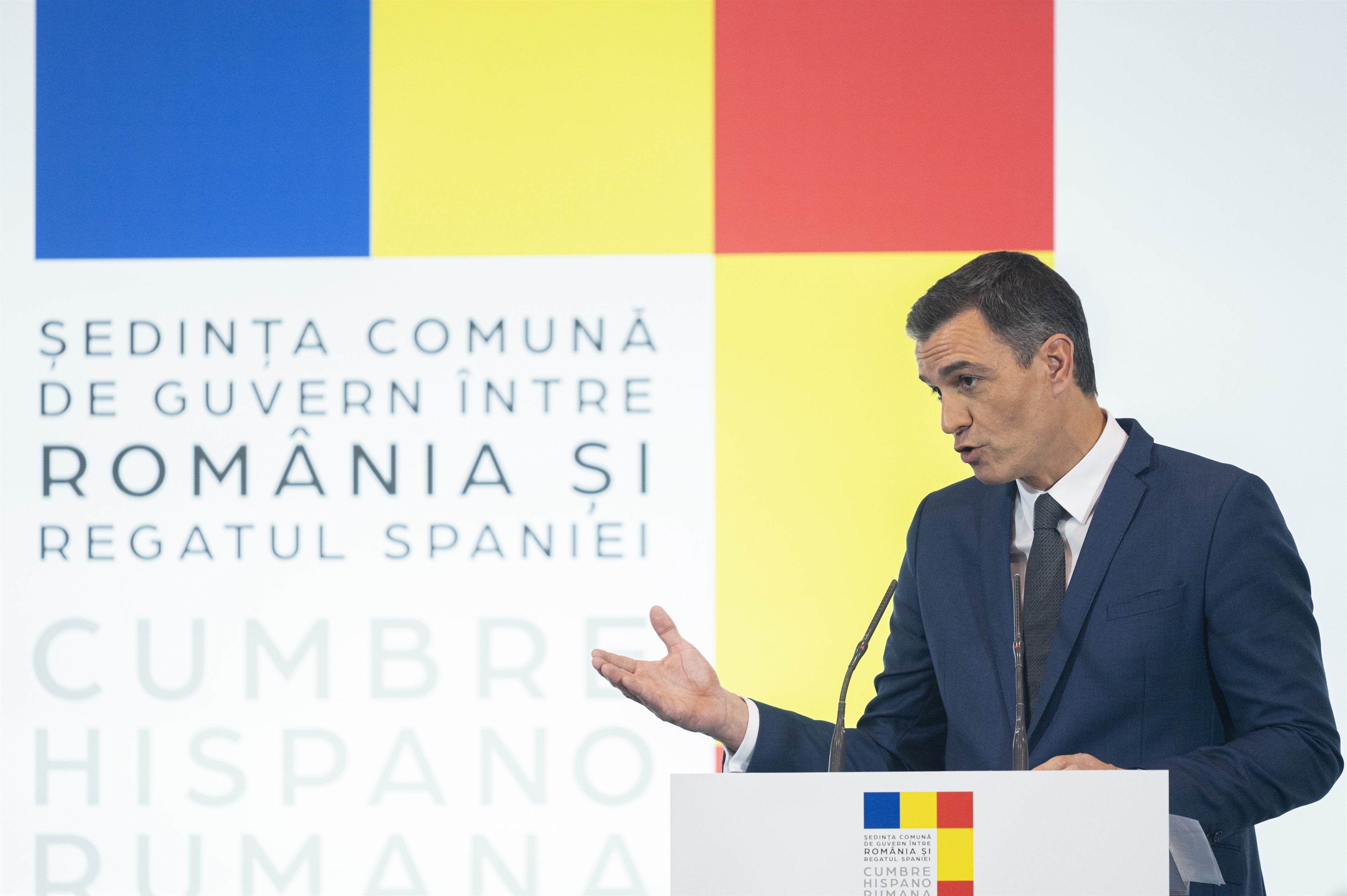 Sánchez anuncia medidas de apoyo al sector cerámico de Castellón Sánchez anuncia medidas de apoyo al sector cerámico de Castellón