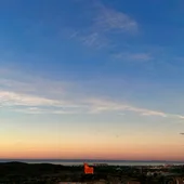 la vila joiosa amanecer toro osborne poco nuboso la vila joiosa amanecer toro osborne poco nuboso