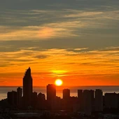amancecer skyline benidorm poco nuboso amancecer skyline benidorm poco nuboso