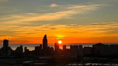 amanecer benidorm poco nuboso amanecer benidorm poco nuboso