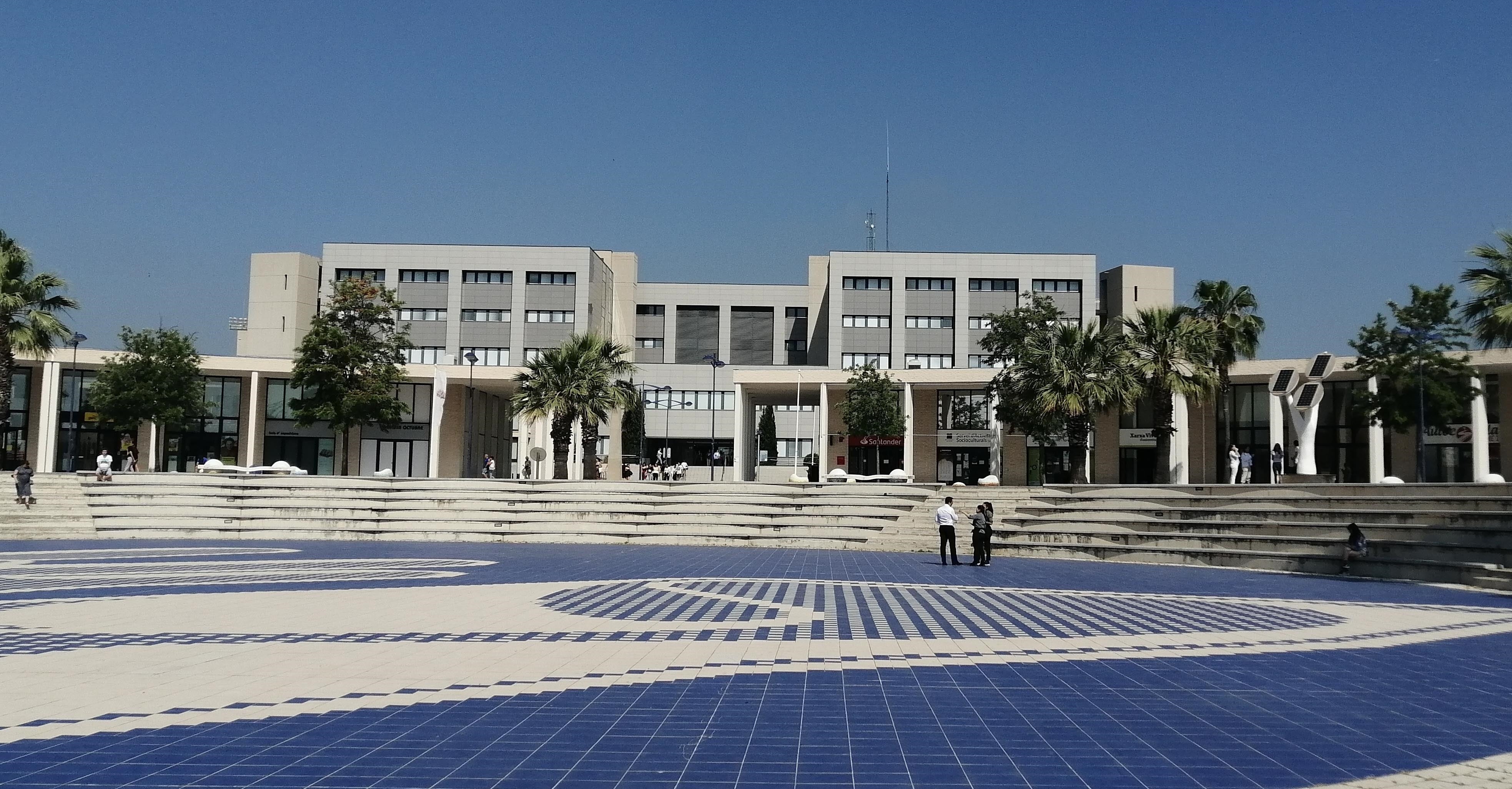 El Profesorado Asociado de la UJI convoca este jueves una concentración contra la precariedad laboral El Profesorado Asociado de la UJI convoca este jueves una concentración contra la precariedad laboral