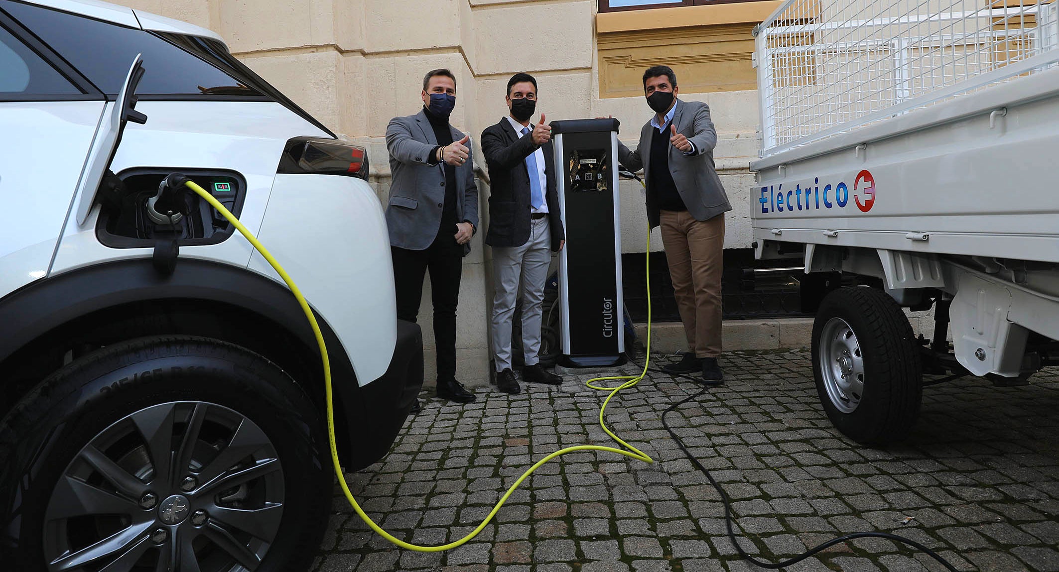 La Diputación instala en la provincia 97 puntos de recarga para vehículos eléctricos La Diputación instala en la provincia 97 puntos de recarga para vehículos eléctricos