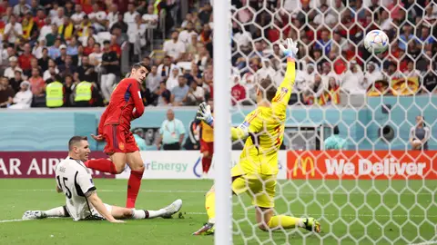 Álvaro Morata marcando un gol de España frente a Alemania en el Mundial de Qatar 2022 Los goles de España en Radioestadio