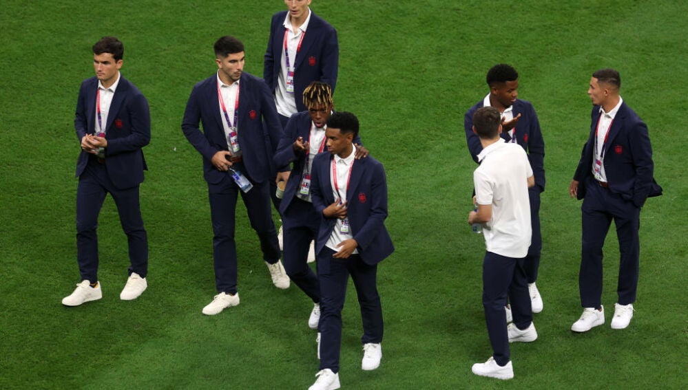 Los jugadores de España salen al campo antes de empezar el partido