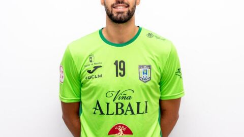 Edu Filipe Sousa, portero del Vi&ntilde;a Albali Valdepe&ntilde;as F.S.