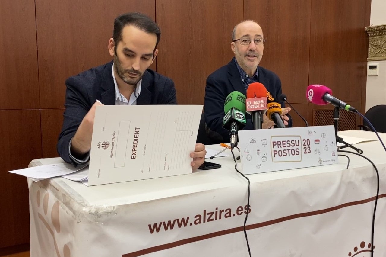 Alzira negocia una alternativa a la conexión de la AP7 a través del acceso de Algemesi Alzira negocia una alternativa a la conexión de la AP7 a través del acceso de Algemesi