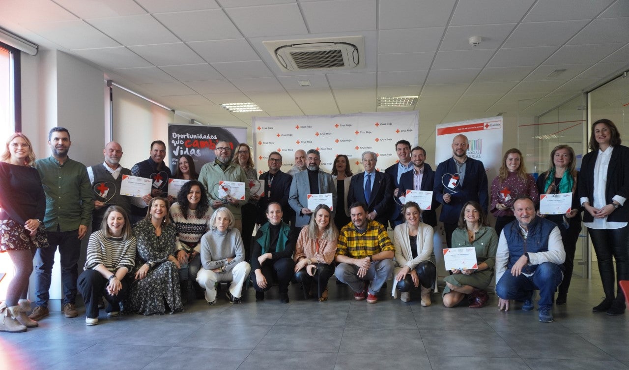 Cruz Roja y empresas colaboradoras impulsan la inserción laboral de más de 500 personas vulnerables en Ciudad Real Cruz Roja y empresas colaboradoras impulsan la inserción laboral de más de 500 personas vulnerables en Ciudad Real