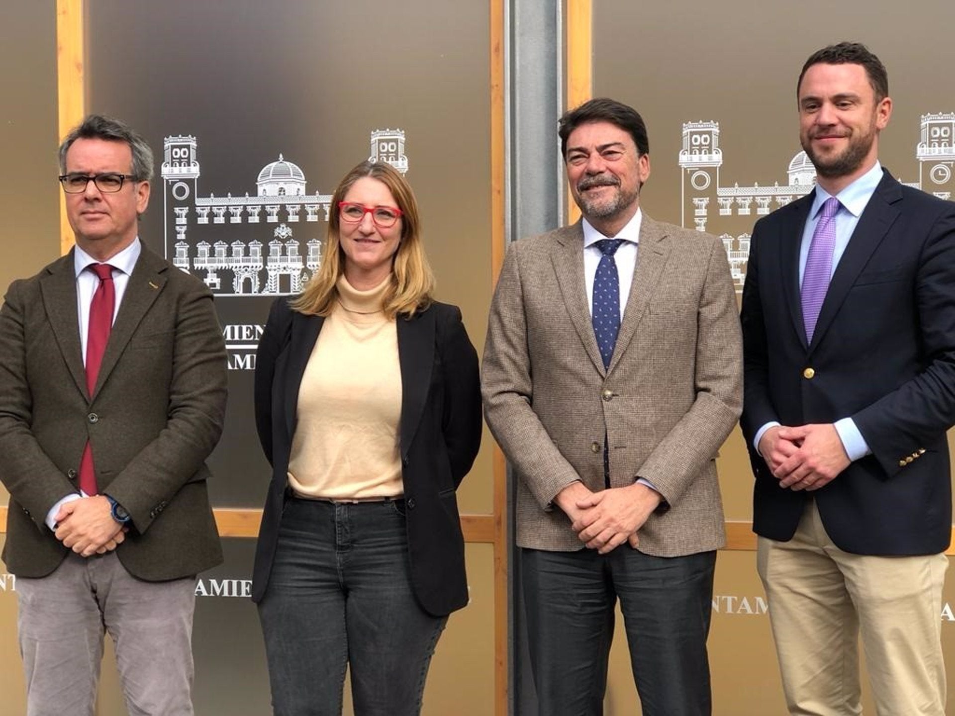Alicante Futura reúne a 150 mujeres tecnólogas en el primer congreso que conecta talento femenino en la región Alicante Futura reúne a 150 mujeres tecnólogas en el primer congreso que conecta talento femenino en la región