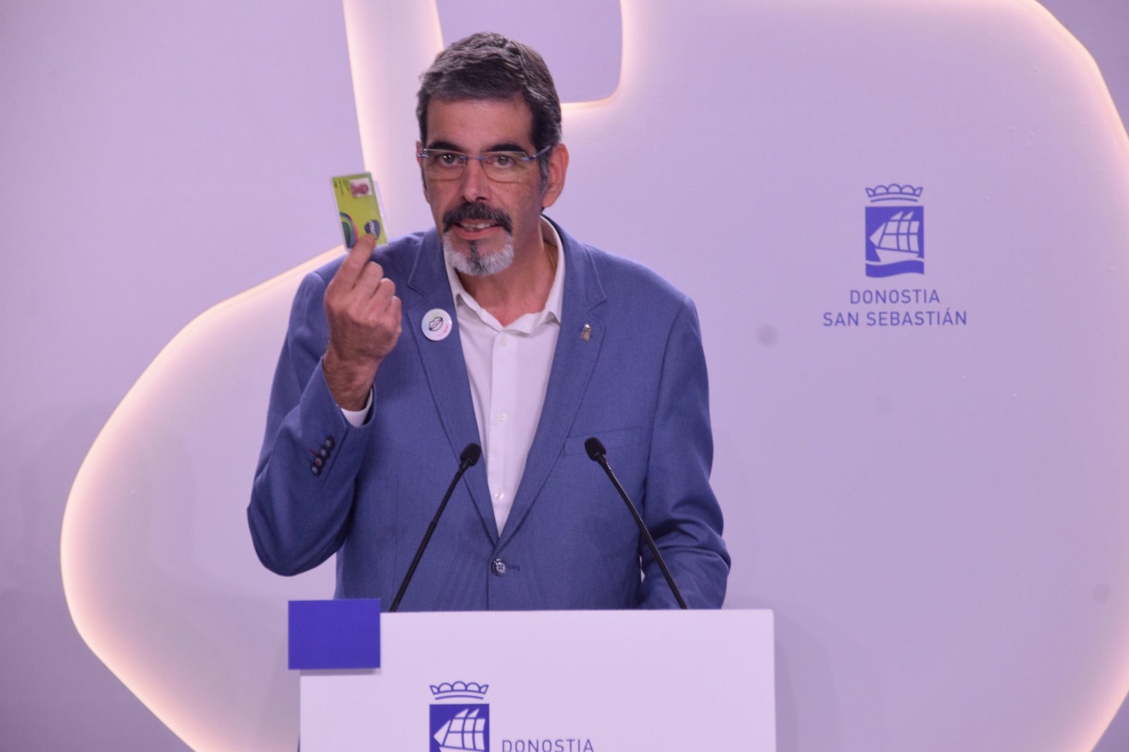 Continúa la polémica entre Ayuntamiento y Diputación sobre los descuentos del transporte Continúa la polémica entre Ayuntamiento y Diputación sobre los descuentos del transporte