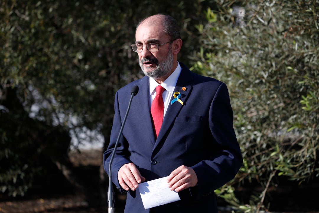 Lambán carga contra Pedro Sánchez y no da por solucionada la amenaza independentista Lambán carga contra Pedro Sánchez y no da por solucionada la amenaza independentista