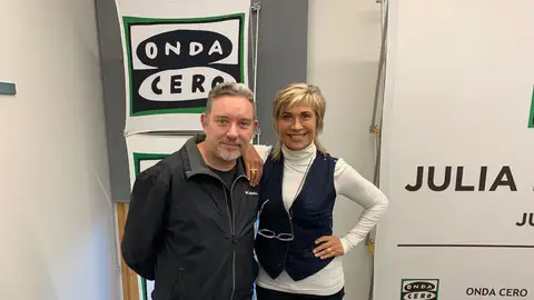 El cocinero Albert Adrià junto a Julia Otero en Julia en la onda El cocinero Albert Adrià junto a Julia Otero en Julia en la onda