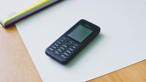 Imagen de archivo de un móvil Nokia antiguo