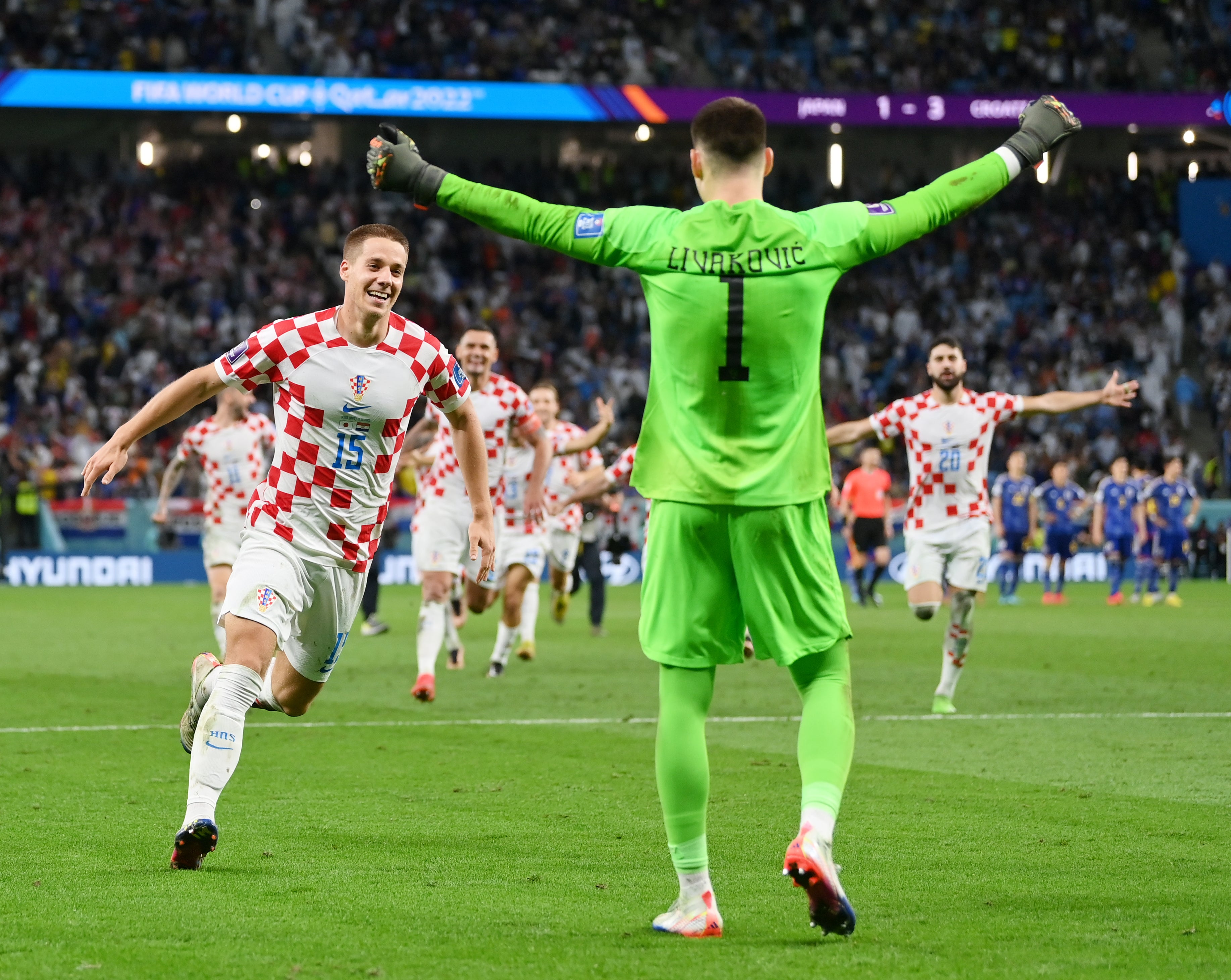 Livakovic y Perisic meten a Croacia en cuartos de final Livakovic y Perisic meten a Croacia en cuartos de final