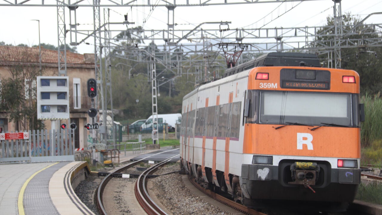 Más de un centenar de heridos en un choque de dos trenes en Montcada i