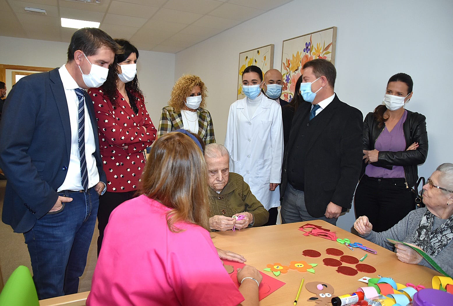 El Gobierno regional refuerza los recursos de atención a personas mayores en zonas con riesgo extremo de despoblación El Gobierno regional refuerza los recursos de atención a personas mayores en zonas con riesgo extremo de despoblación