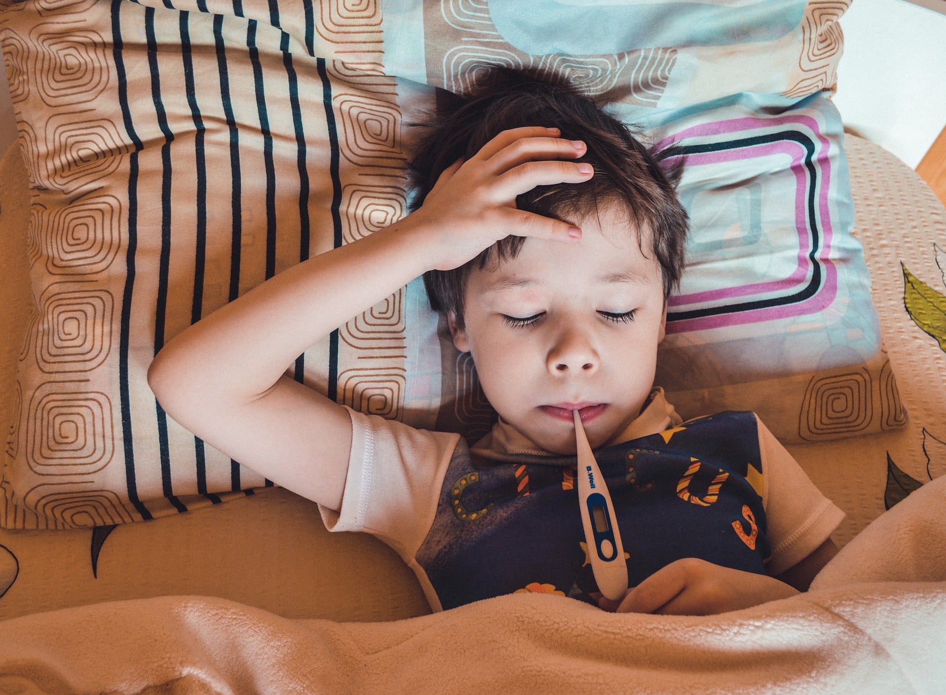 Alerta por el brote de la bacteria Strep A que ha causado muertes en Reino Unido: qué es y cómo se contagia Alerta por el brote de la bacteria Strep A que ha causado muertes en Reino Unido: qué es y cómo se contagia