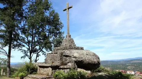 símbolo falanxista de Outeiro da Obra símbolo falanxista de Outeiro da Obra