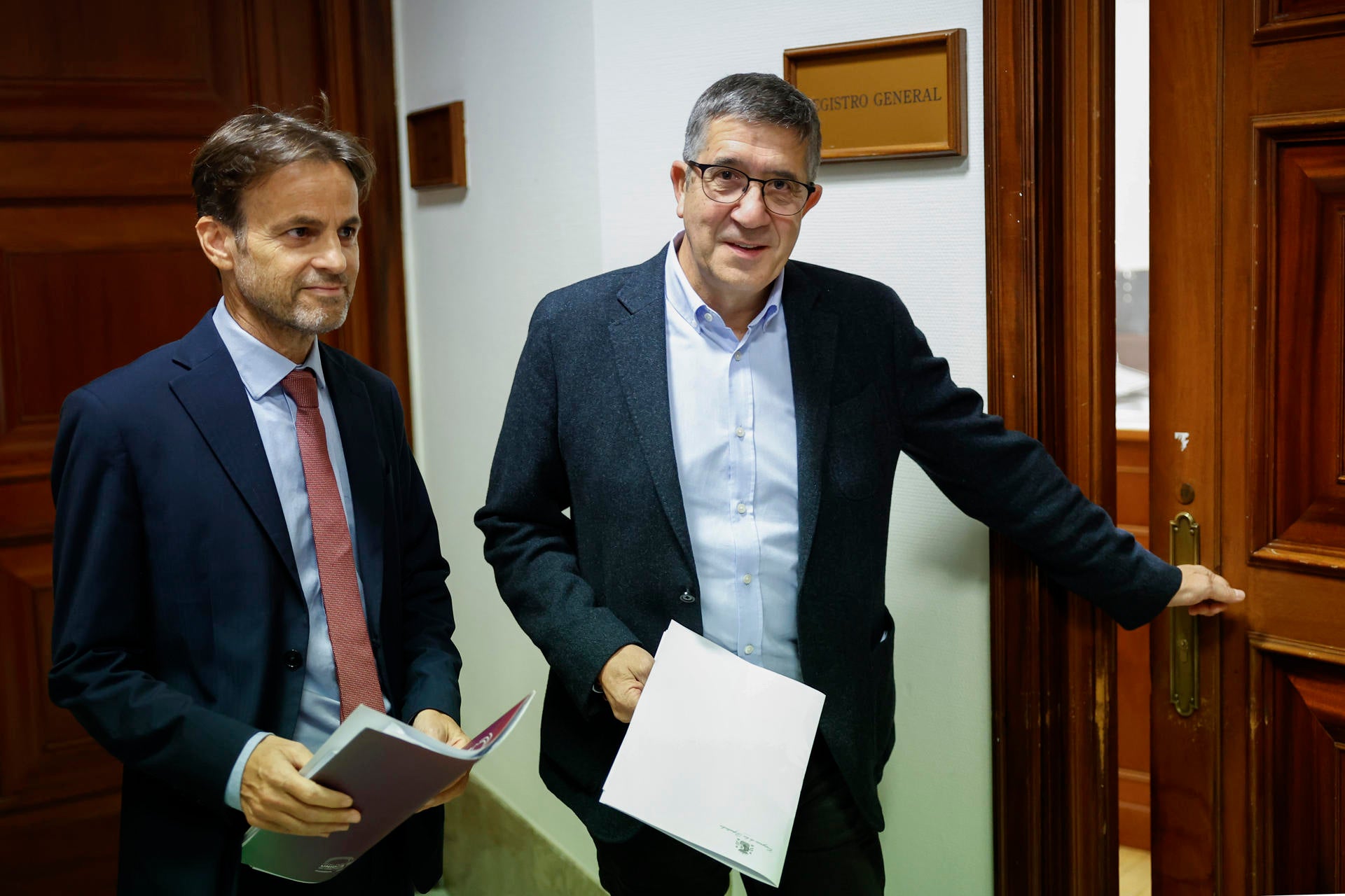PSOE y Unidas Podemos proponen un nuevo tipo de malversación que rebaja a cuatro años las penas de cárcel PSOE y Unidas Podemos proponen un nuevo tipo de malversación que rebaja a cuatro años las penas de cárcel