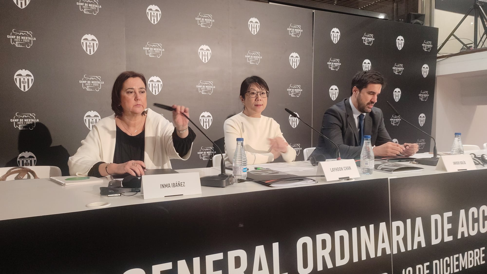 Layhoon: "Si Peter Lim quisiera vender, Kiat no estaría aquí" Layhoon: "Si Peter Lim quisiera vender, Kiat no estaría aquí"