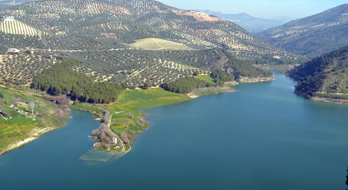 Los embalses andaluces siguen ganando agua, 335 hm3 en una semana, y alcanzan el 42,7% de su capacidad Los embalses andaluces siguen ganando agua, 335 hm3 en una semana, y alcanzan el 42,7% de su capacidad