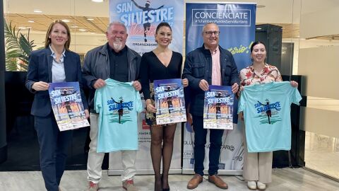 Raquel Rosique, Tom&aacute;s Espinosa, Silvia Aguilar, Vicente Alberola y Melisa Albadelejo han presentado la 14&ordf; San Silvestre Ilicitana