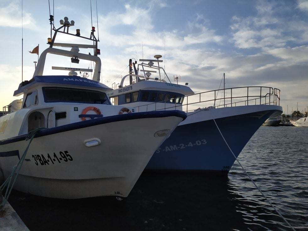 Santa Pola se suma al paro pesquero de los días 9 y 10 para exigir que la UE no limite más los días para faenar en el Mediterráneo Santa Pola se suma al paro pesquero de los días 9 y 10 para exigir que la UE no limite más los días para faenar en el Mediterráneo