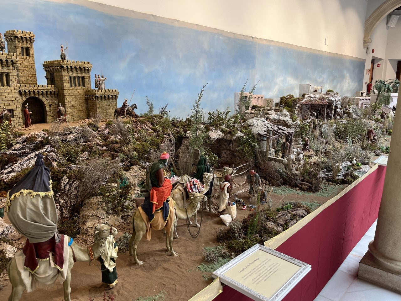 El belén de la Diputación recupera el ‘marco’ del Claustro del Centro Cultural La Asunción El belén de la Diputación recupera el ‘marco’ del Claustro del Centro Cultural La Asunción