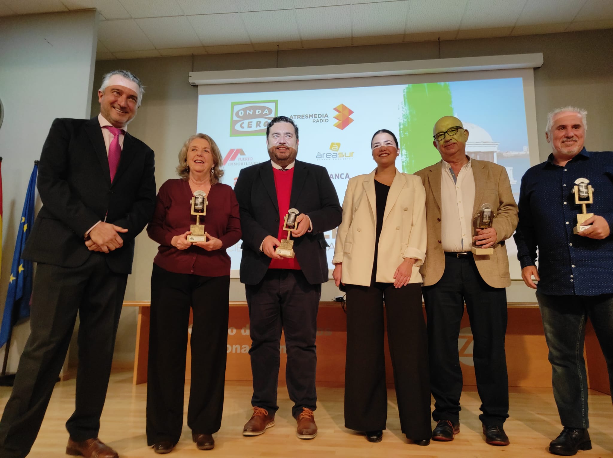 Onda Cero Cádiz premia en sus Premios Anuales los valores de ser de Cádiz Onda Cero Cádiz premia en sus Premios Anuales los valores de ser de Cádiz
