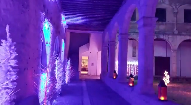 Vídeo: El Palacio de los Reyes Magos en el Convento de San Francisco Vídeo: El Palacio de los Reyes Magos en el Convento de San Francisco
