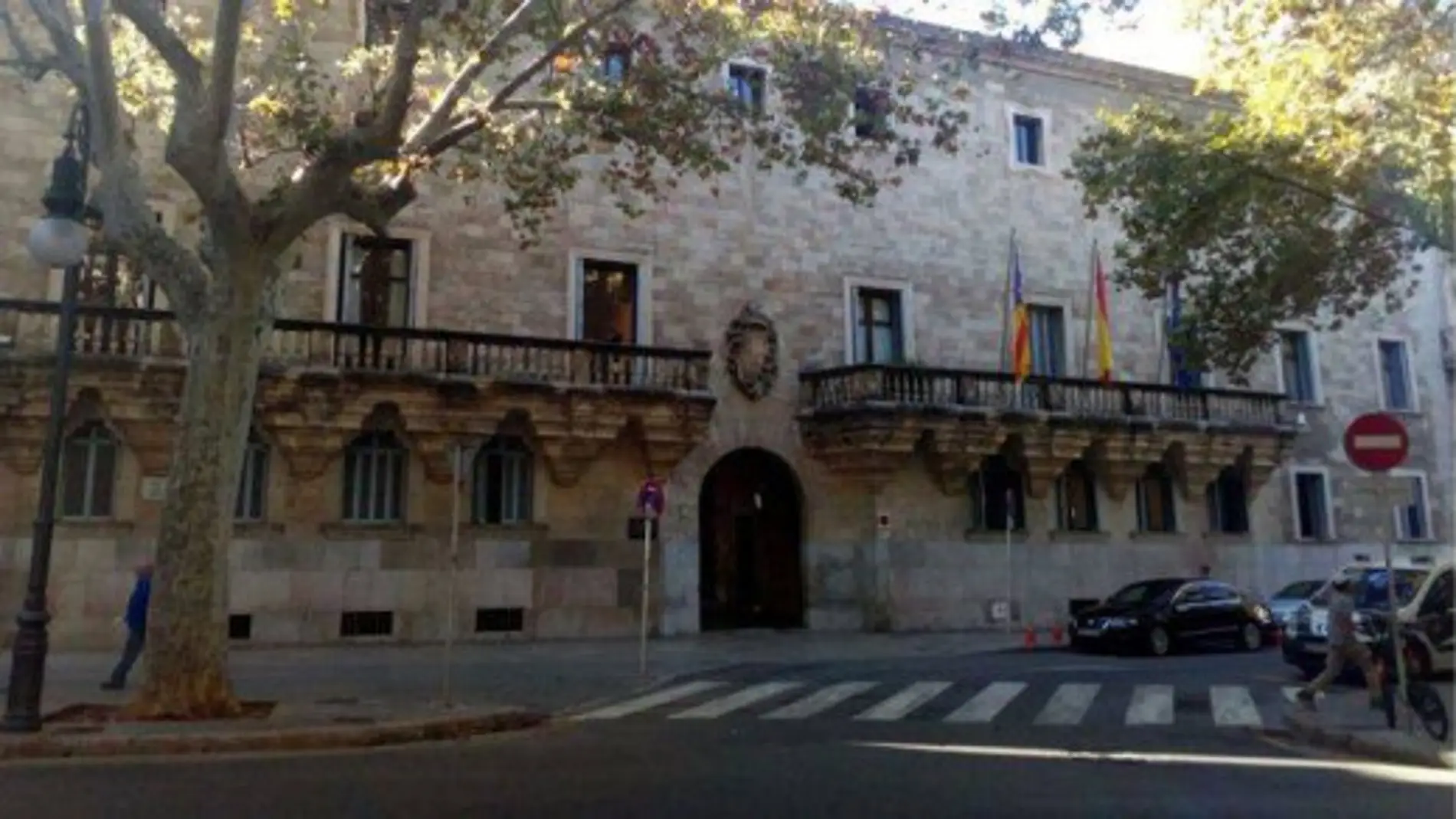El Palacio de Justicia, sede del Tribunal Superior de Justicia de Baleares (TSJIB) y la Audiencia Provincial, en la plaza Weyler de Palma