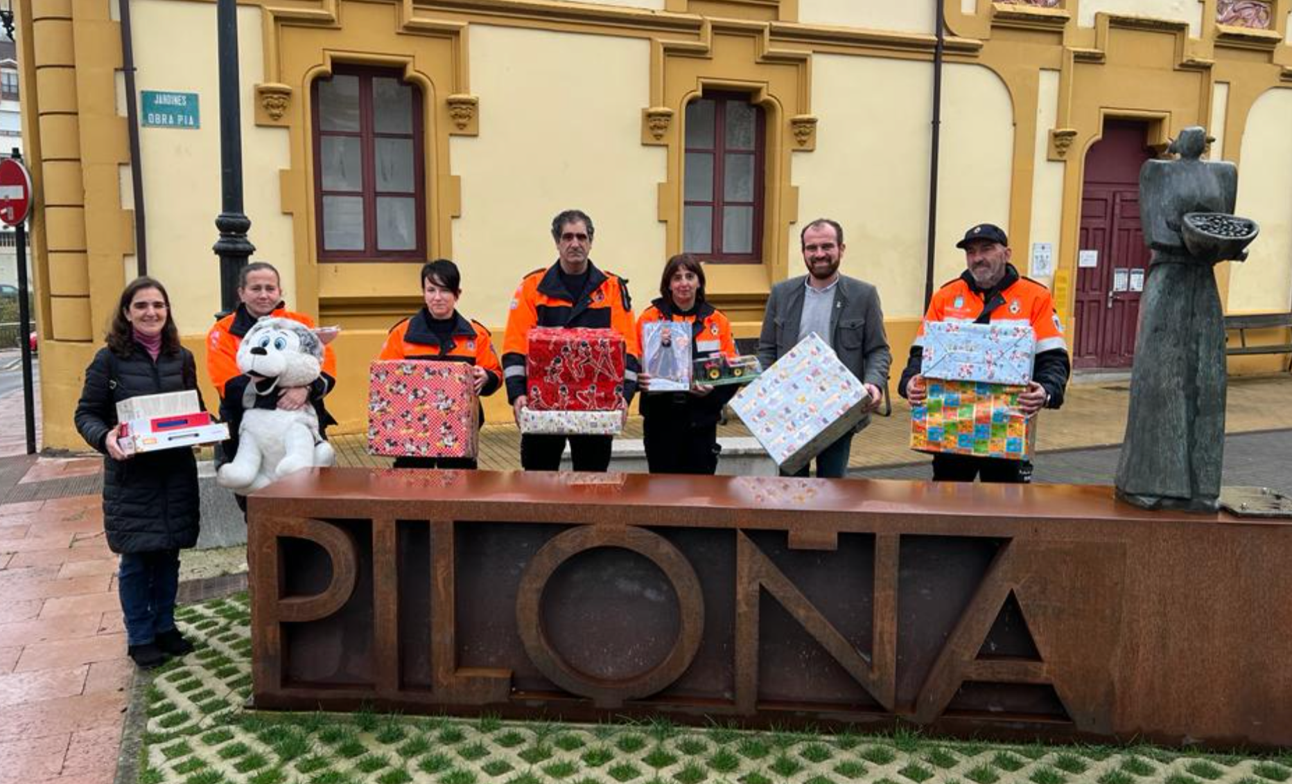 Los Magos Solidarios de Protección Civil vuelven a Piloña un año más Los Magos Solidarios de Protección Civil vuelven a Piloña un año más