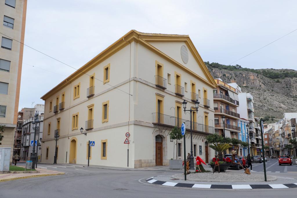 Cullera invertirá 2,3 millones de euros para impulsar su gastronomía como producto turístico Cullera invertirá 2,3 millones de euros para impulsar su gastronomía como producto turístico