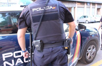 Hallada muerta una mujer en su domicilio de Avilés Hallada muerta una mujer en su domicilio de Avilés