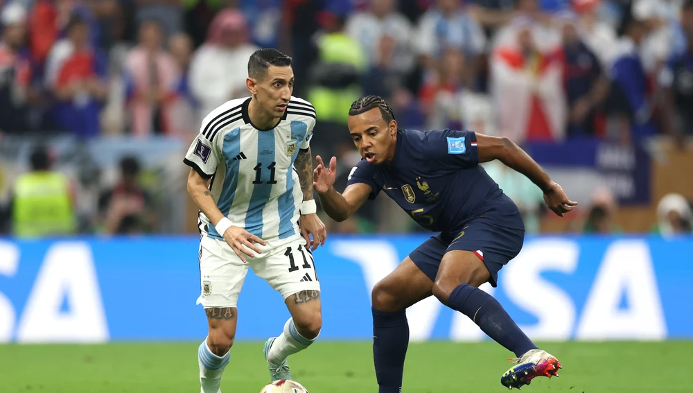 Di María y Koundé durante la final del Mundial de Qatar Di María y Koundé durante la final del Mundial de Qatar