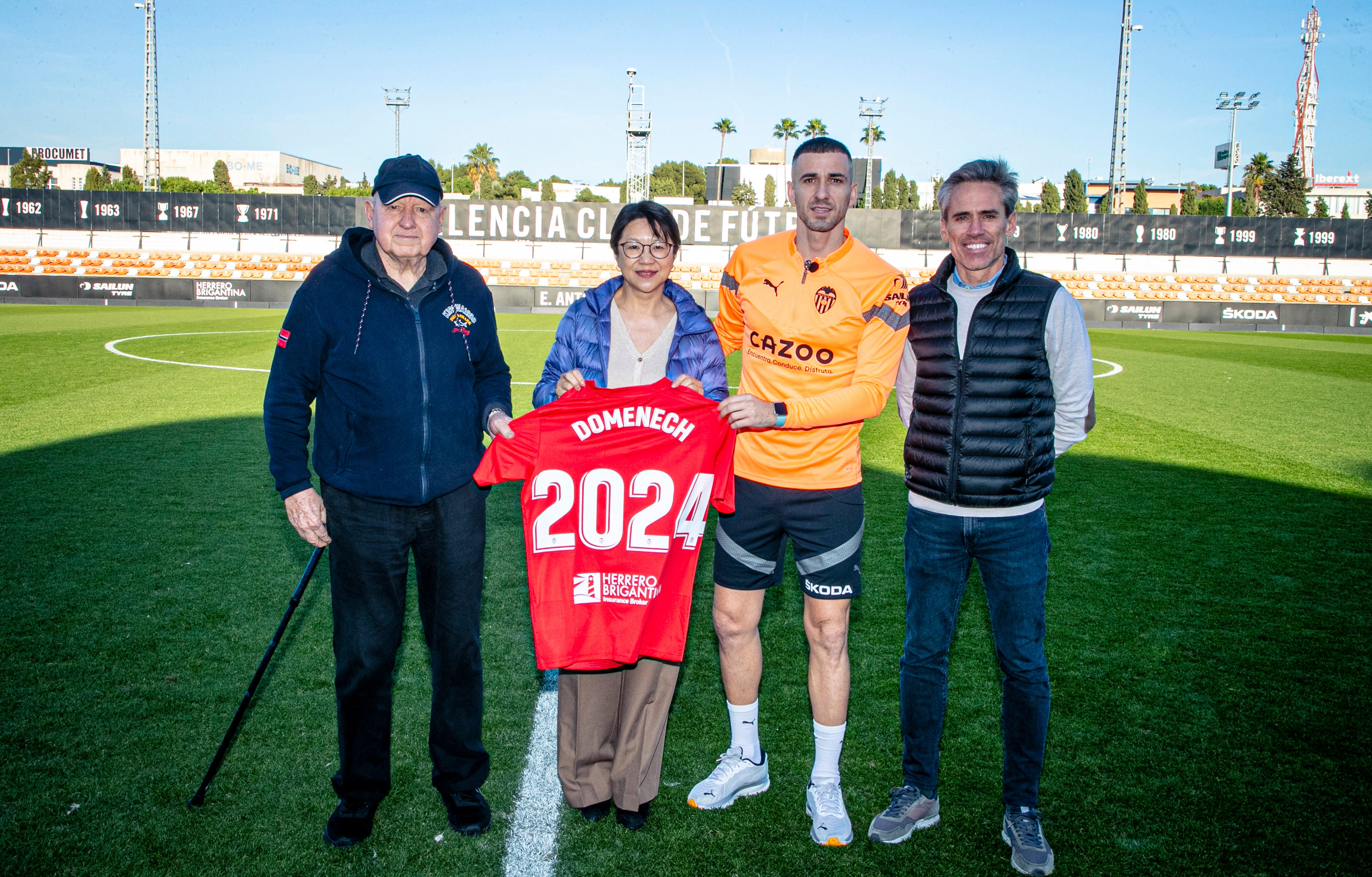 El Valencia hace oficial la renovación de Jaume hasta 2024 El Valencia hace oficial la renovación de Jaume hasta 2024