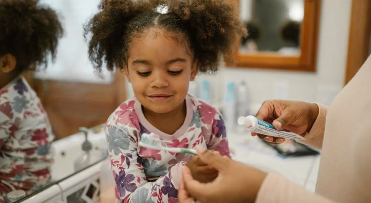 ¿Cómo es el cepillado dental en niños? ¿Cómo es el cepillado dental en niños?