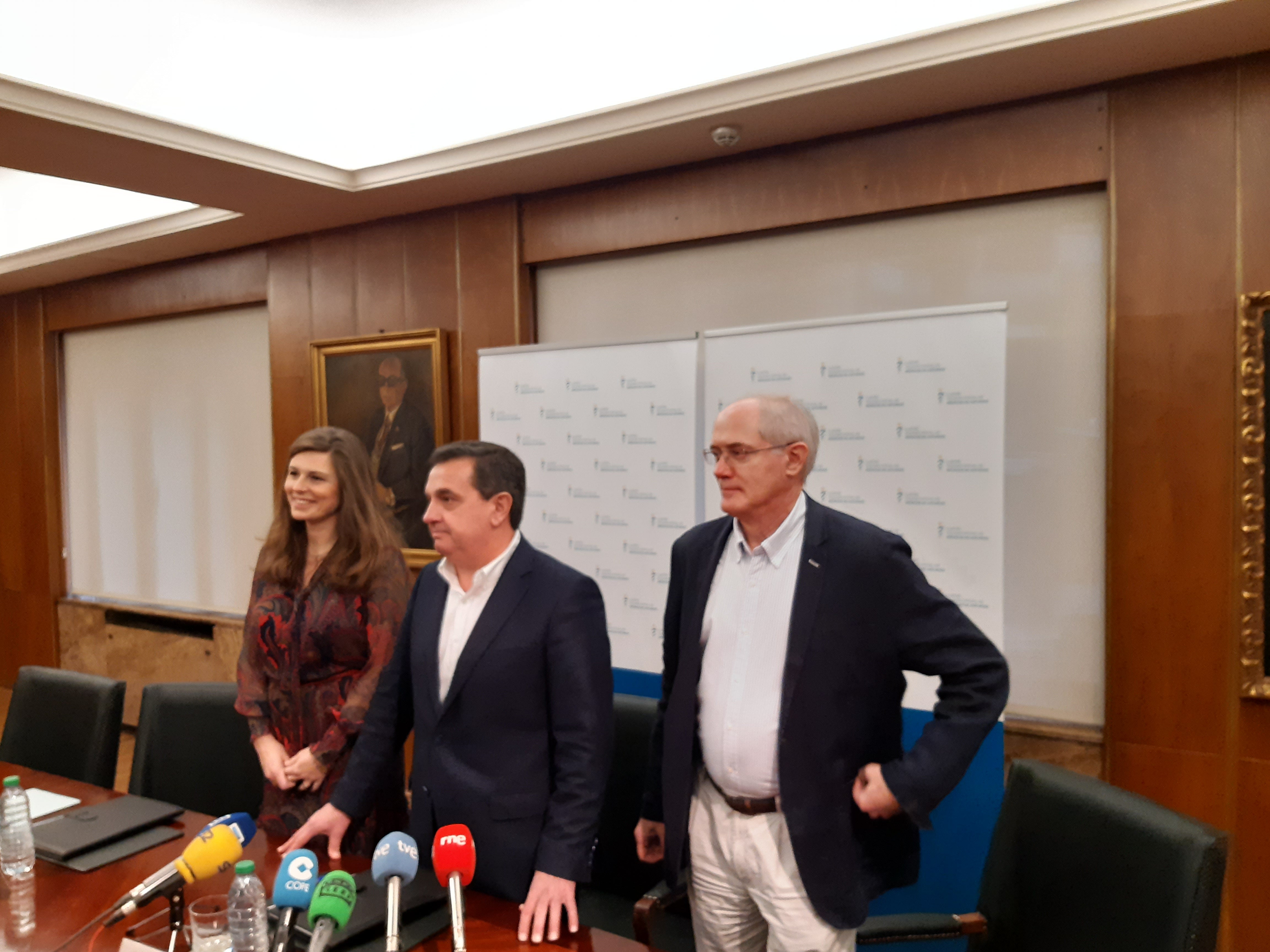 El Colegio de Médicos de Asturias pide un pacto por la sanidad que evite "tiranteces" políticas El Colegio de Médicos de Asturias pide un pacto por la sanidad que evite "tiranteces" políticas