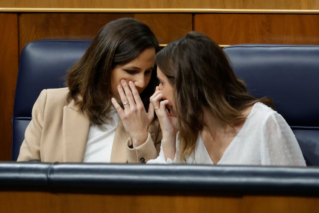 Unidas Podemos, ERC y Más País creen que el Constitucional consuma "el golpe a la democracia" Unidas Podemos, ERC y Más País creen que el Constitucional consuma "el golpe a la democracia"