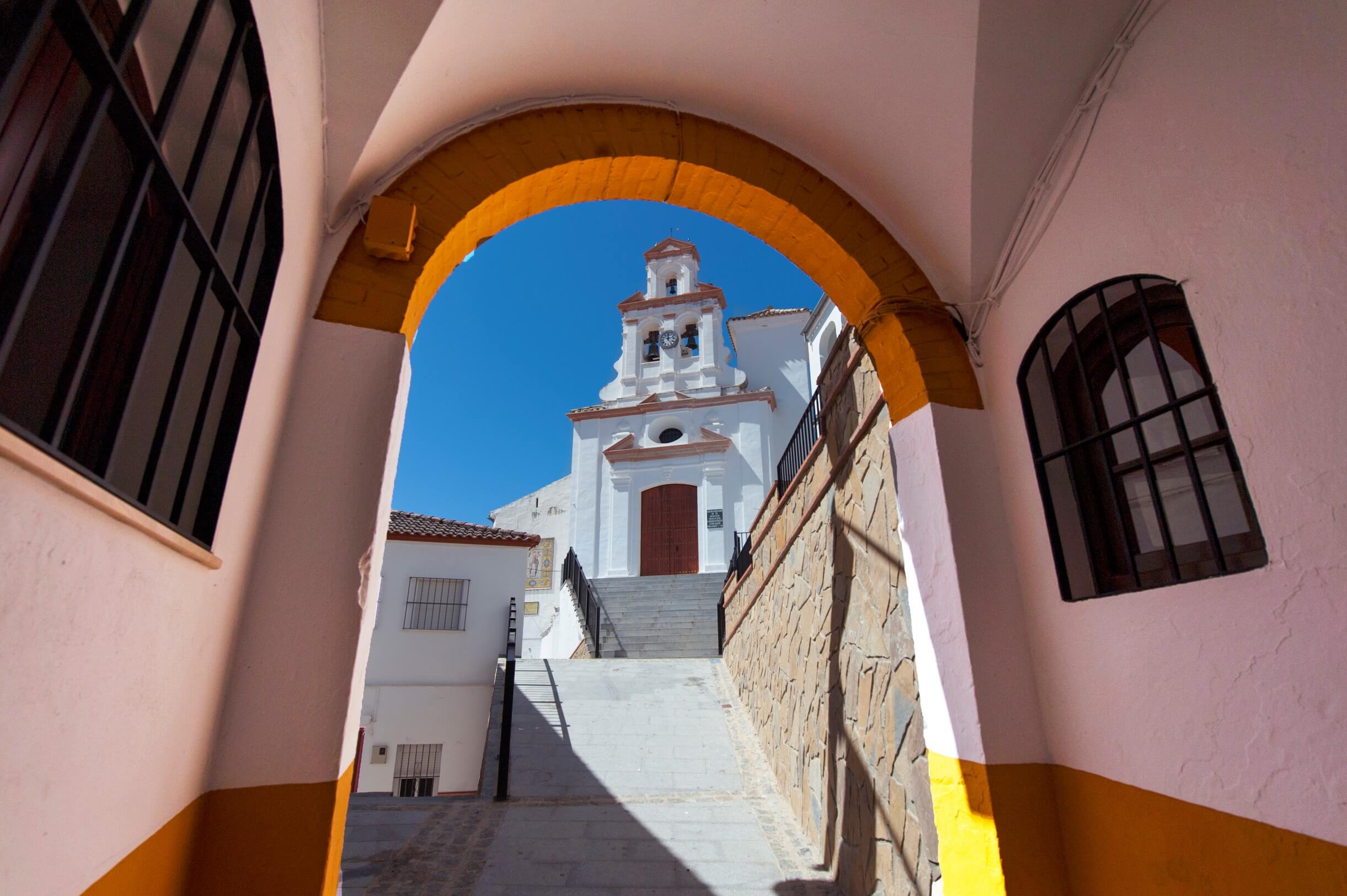 Descubre Torre Alháquime: la frontera de Cádiz Descubre Torre Alháquime: la frontera de Cádiz