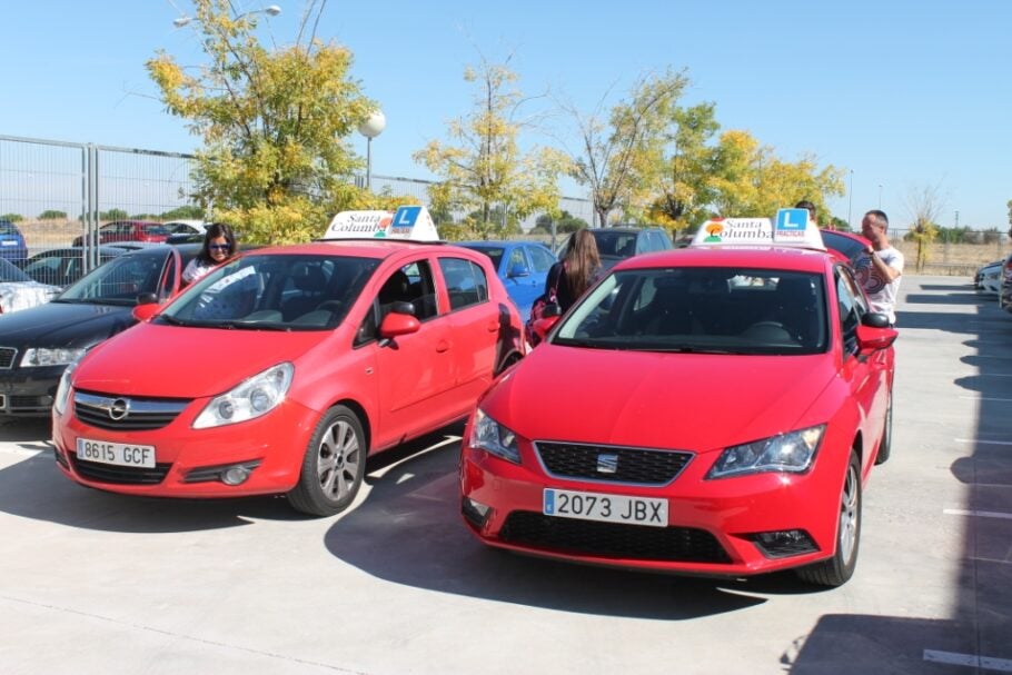 Las autoescuelas piden que se incluya al sector en las bonificaciones al combustible Las autoescuelas piden que se incluya al sector en las bonificaciones al combustible