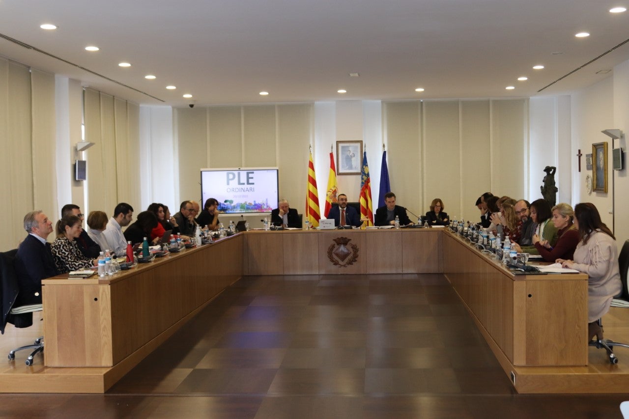 Dos años más la gratuidad de los primeros 30 minutos de parking de la plaza Mayor Dos años más la gratuidad de los primeros 30 minutos de parking de la plaza Mayor