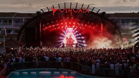 Armin van Buuren durante una actuación en Ushuaïa Ibiza