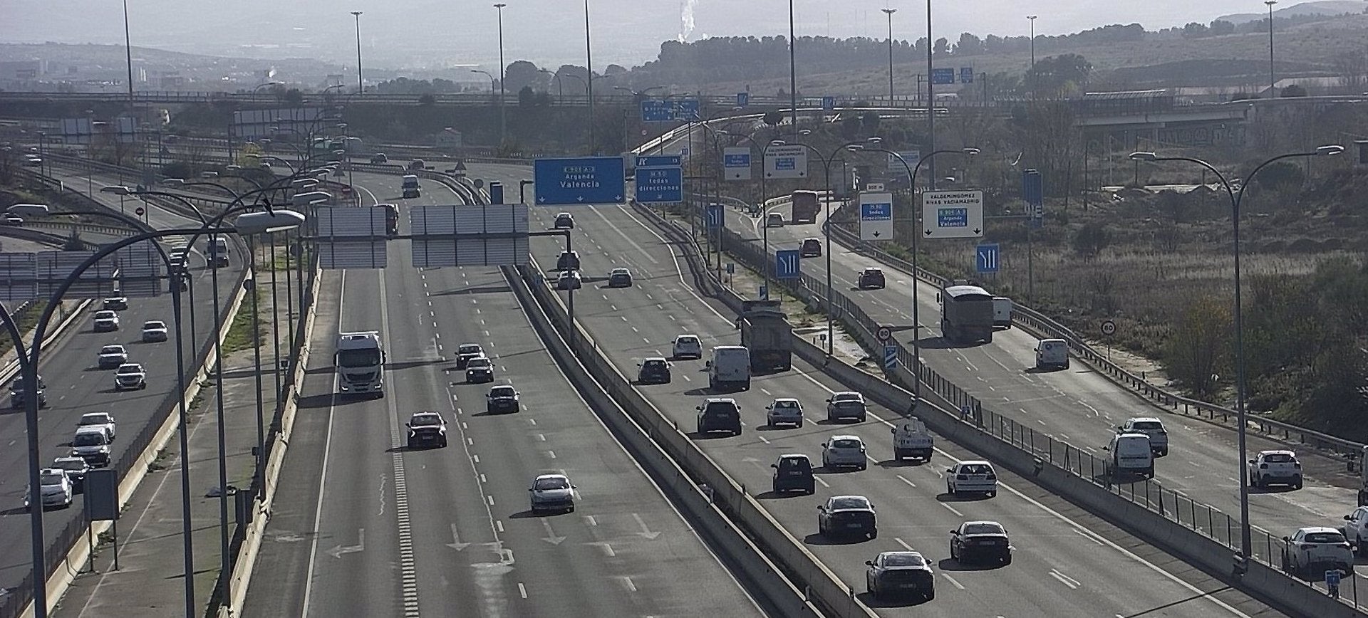 Tráfico prevé 334.000 desplazamientos por carretera esta Navidad en Extremadura Tráfico prevé 334.000 desplazamientos por carretera esta Navidad en Extremadura