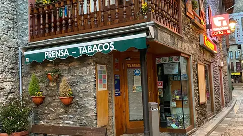 El estanco de la Calle Mayor de Benasque El estanco de la Calle Mayor de Benasque