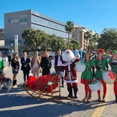 Los pacientes de Quironsalud reciben la visita de Papá Noel Los pacientes de Quironsalud reciben la visita de Papá Noel